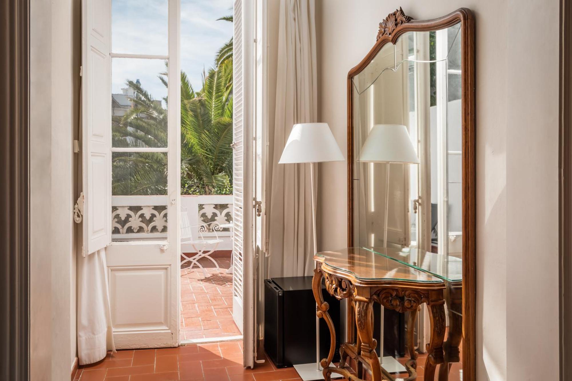 Hotel Medium Romantic Sitges Ngoại thất bức ảnh